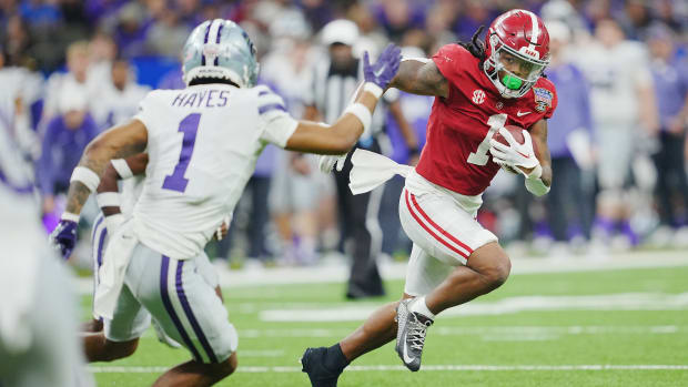 Dec 31, 2022; New Orleans, LA, USA; Alabama Crimson Tide running back Jahmyr Gibbs (1) runs the ball against Kansas State Wildcats safety Josh Hayes (1) during the second half in the 2022 Sugar Bowl at Caesars Superdome. Mandatory Credit: Andrew Wevers-USA TODAY Sports